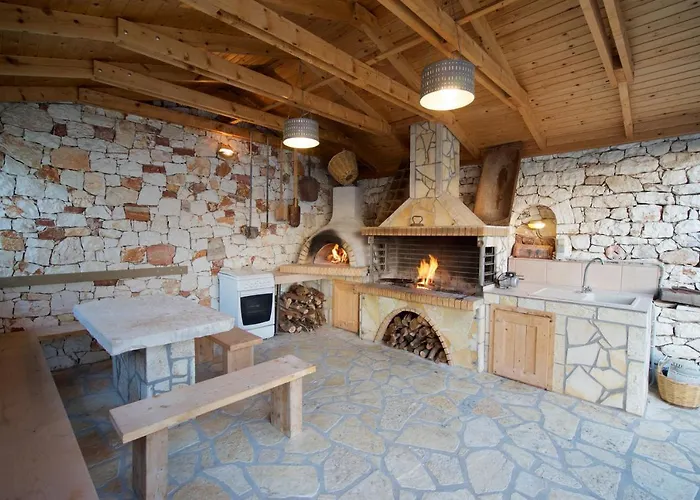 Fotini Daire Agia Efimia