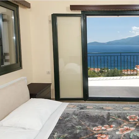 Fotini Apartment
