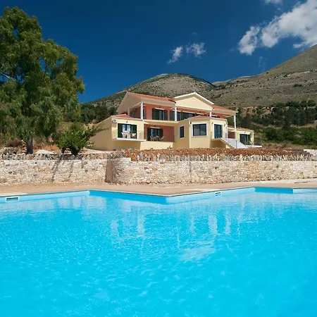 Fotini Apartment *