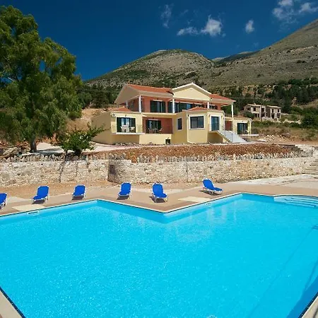 Fotini Apartment *